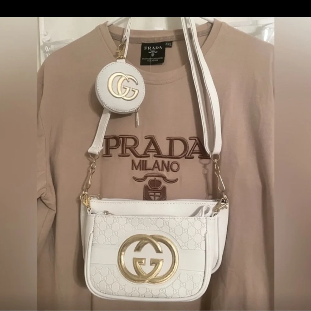 3 Piece Designer Inspired crossbody with adjustable strap. - Picture 1 of 6